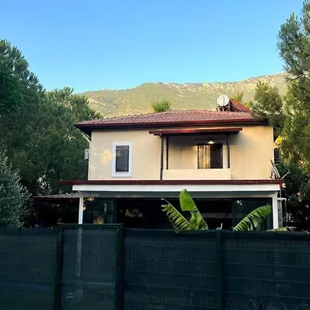 别墅 Oludeniz Bahce Jakuzili