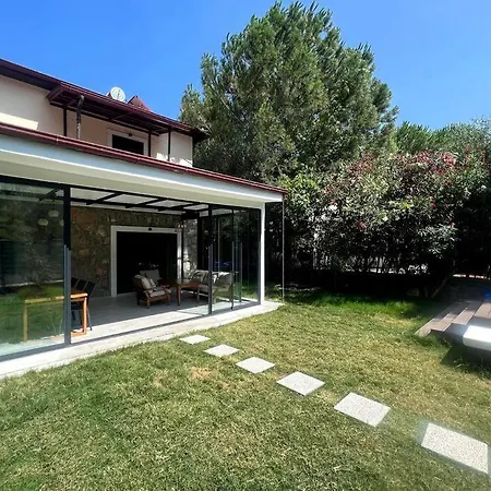 Oludeniz Bahce Jakuzili 빌라
